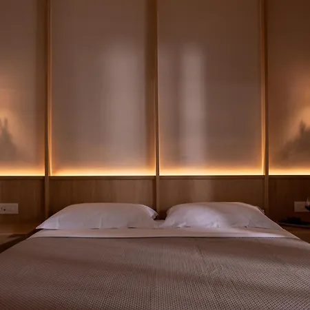 Nerea Seaside * מונוליתוס