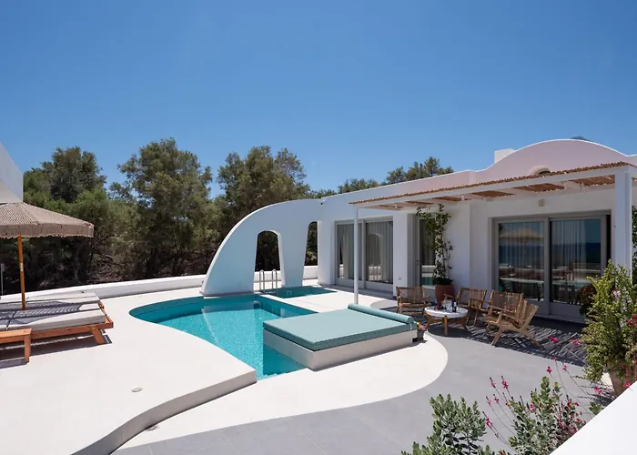 Nerea Seaside Villa *