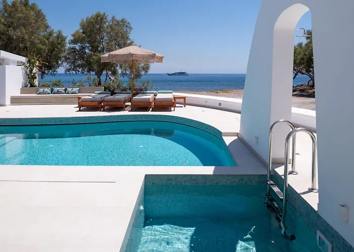 Nerea Seaside Villa *