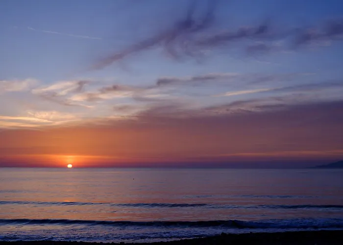 Nerea Seaside Monolithos (Santorini)
